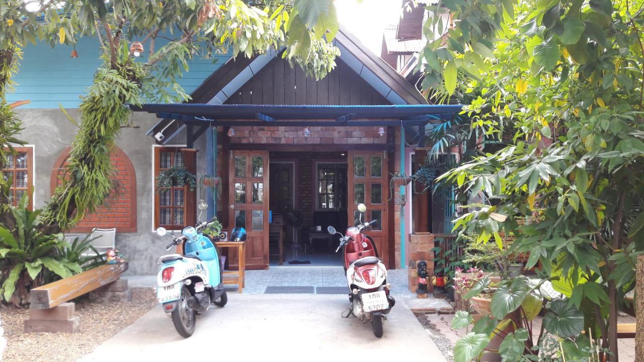 A Pousada Sun Smile Ubon Ratchathani Exterior foto